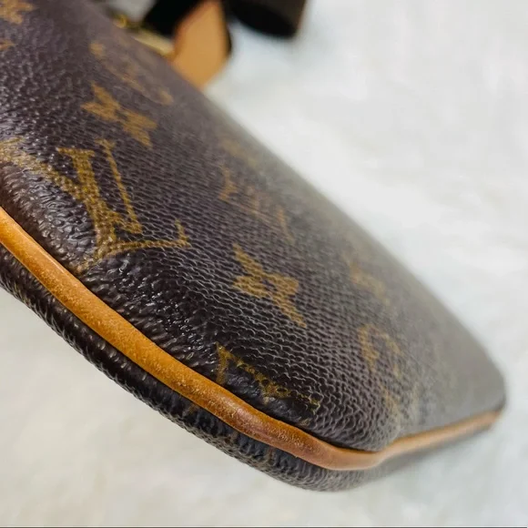LOUIS VUITTON MONOGRAM POCHETTE BOSPHORE CROSSBODY BAG MI1006 ‼️PURGE SALE‼️ - Picture 4 of 16